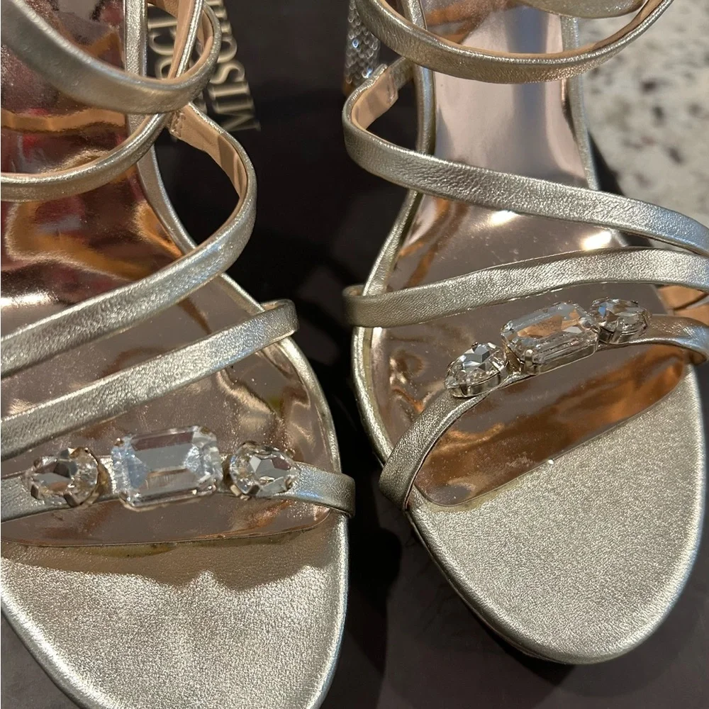 Badgley Mischka Sheri Platform Sandal Crystal Heels Size 8